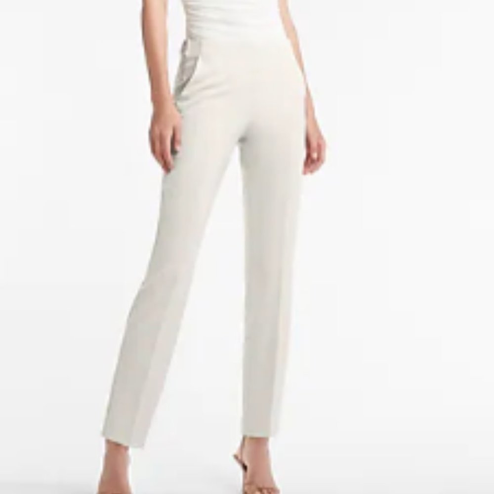 Express Low Rise Supersoft Twill Buttoned Waist Ankle Pant